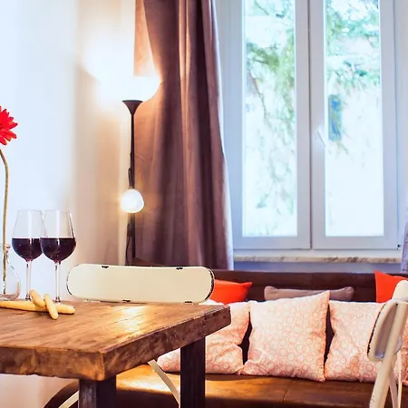 Romantic Flat With Terrace