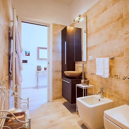 Romantic Flat With Terrace Daire *